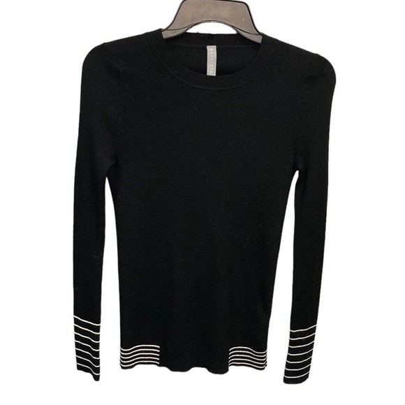 Athleta Sweaters - Athleta Table Rock Wool Blend‎ Sweater Black Size Small